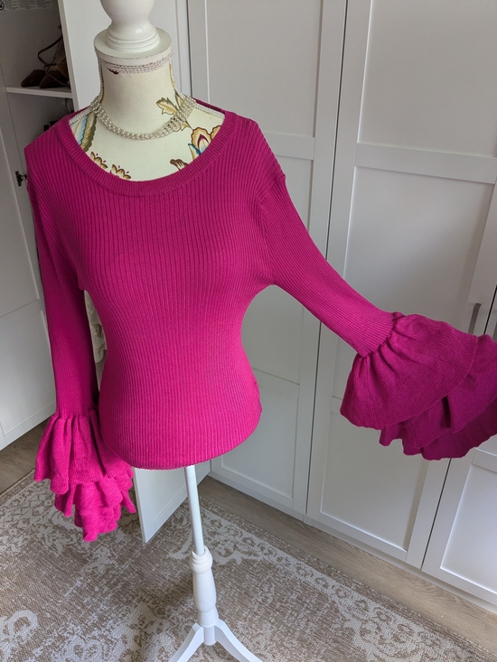 Revamped Sweaters - Revamped Fuchsia Ruffled-Sleeve Ribbed Sweater